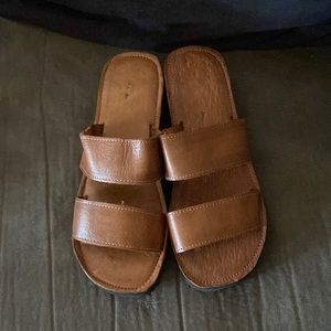 NWOT. Artisanal sandals 100% leather